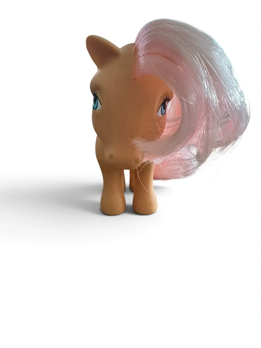 My Little Pony 35th Aniversary “Peachy” Retro Reissue Figure 2017